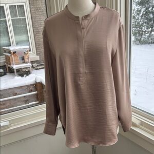 Banana Republic gold sheen tunic top